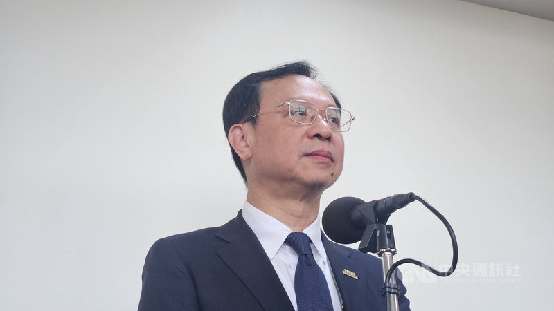 衛生福利部長石崇良30日表示，油品食安事件處理過程與疫情時一樣，都是根據科學證據、調查結果評估，沒有所謂「門神問題」，至於個人則一向問心無愧。中央社記者曾以寧攝 115年7月30日
