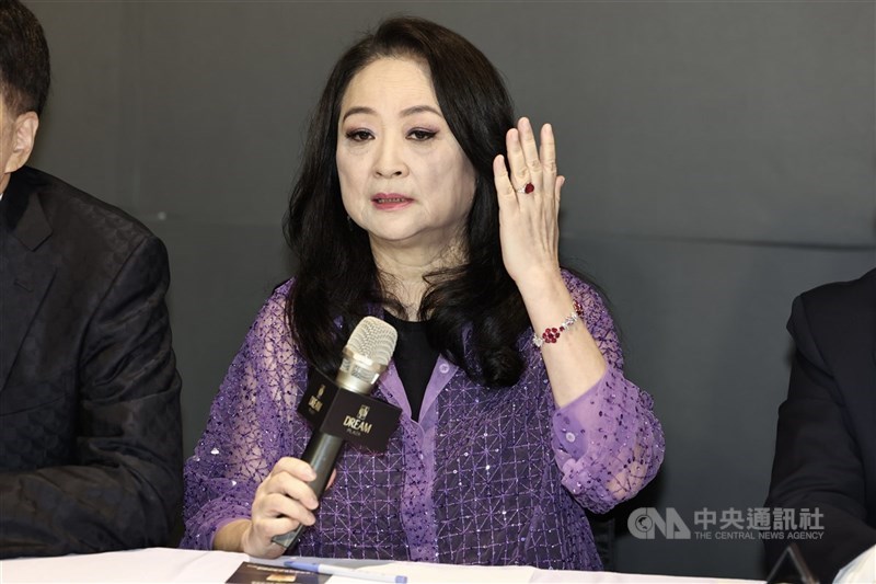 圖為統一美麗生活事業董事長高秀玲>她執掌的統一佳佳旗下BEING sport、BEING fit 將於今年9月結束服務。 （中央社檔案照片）