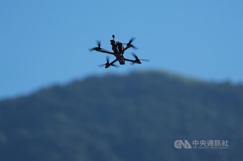 顧立雄盼院版無人機條例過關 UGV納116年預算 | 政治 | 中央社 CNA 顧立雄盼院版無人機條例過關 UGV納116年預算 | 政治 | 中央社 CNA