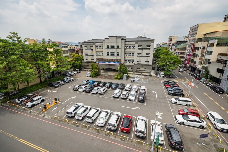 南投縣政府規劃重建綜合大樓（圖），南投縣長許淑華4日表示，完工後各單位可集中辦公，也更便於民眾洽公。（南投縣政府提供）中央社記者蕭博陽南投縣傳真　115年8月4日