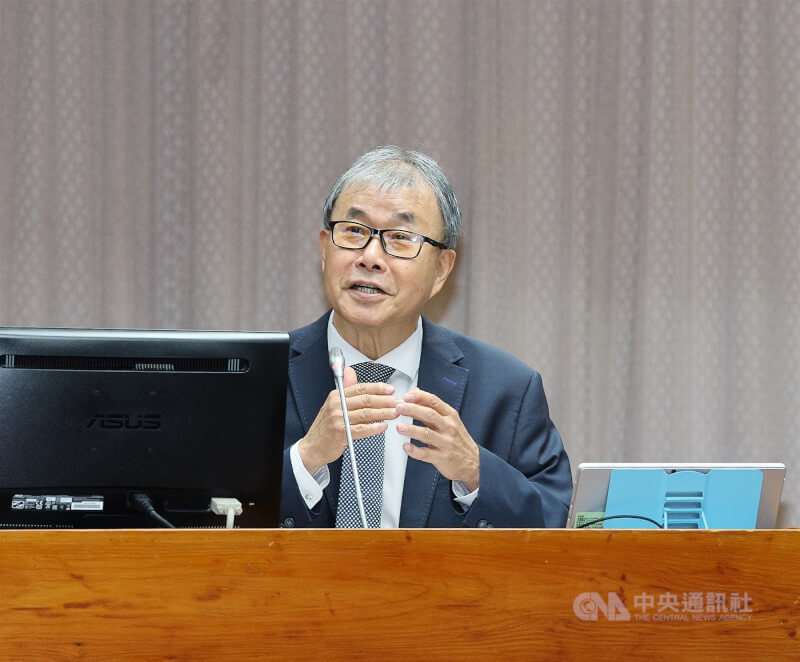 教育部長鄭英耀5日說，校長連任時，如何有更公開的訊息揭露，是大學校務治理負責任的態度。（中央社檔案照片）
