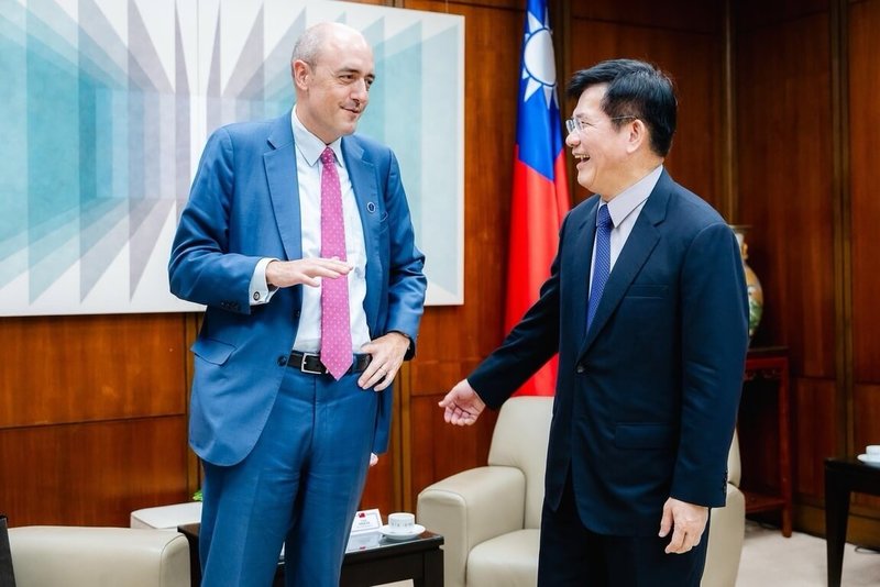 林佳龍接見「自由之家」執行長　盼台成印太INGO樞紐 | 政治 | 中央社 CNA
