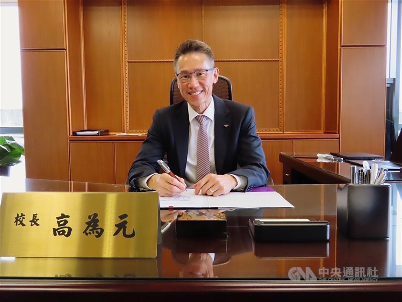 高為元續任後參與國外校長遴選惹議 發信致歉清華人 | 生活 | 中央社 CNA