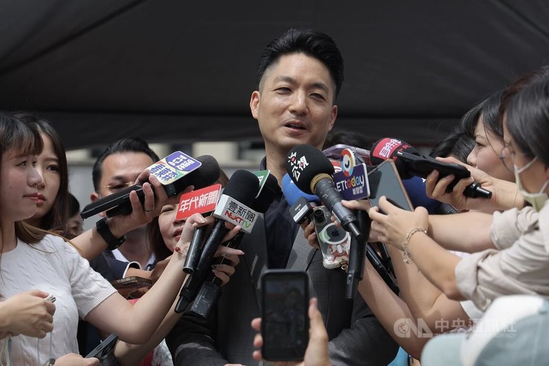 疫苗採購藍綠論戰延燒 蔣萬安籲莫洗人民的記憶 | 地方 | 中央社 CNA 疫苗採購藍綠論戰延燒 蔣萬安籲莫洗人民的記憶 | 地方 | 中央社 CNA