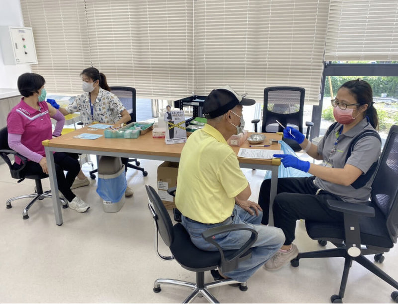 彰化縣衛生局11日指出，即日起提供21價結合型肺炎鏈球菌疫苗，與現行的20價結合型肺炎鏈球菌疫苗一起供民眾施打。（彰化縣政府提供）中央社記者吳哲豪傳真　115年8月11日