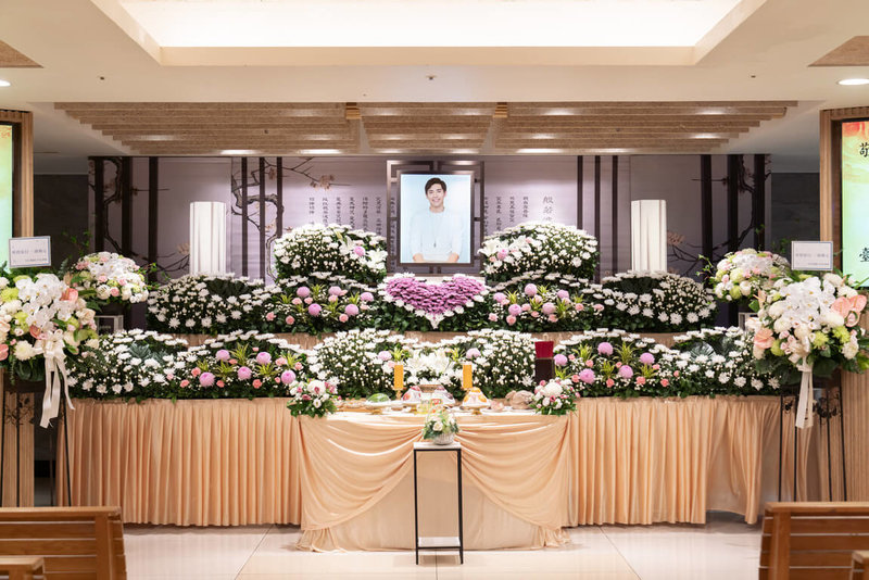 王凱告別式星友齊聚　夏宇禾嘆：才挺過嚴重車禍 | 娛樂 | 中央社 CNA