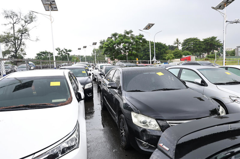 台南市警局全力取締毒駕、酒駕及無照駕駛，也讓扣車保管空間面臨壓力，全市5處公有拖吊車輛保管場整體使用率已逾8成。（台南市政府提供）中央社記者張榮祥傳真 115年8月11日