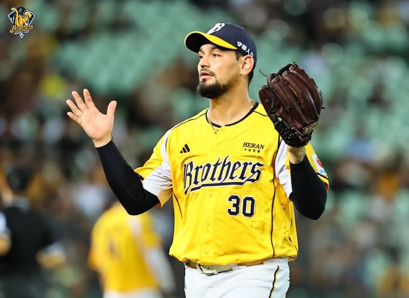 中職中信兄弟隊14日例行賽靠著洋投勝騎士（Mario Sanchez）7局無失分優質先發，率隊以7比0擊敗台鋼雄鷹，讓雄鷹苦吞近期6連敗。（中信兄弟提供）中央社記者謝靜雯傳真　115年8月14日