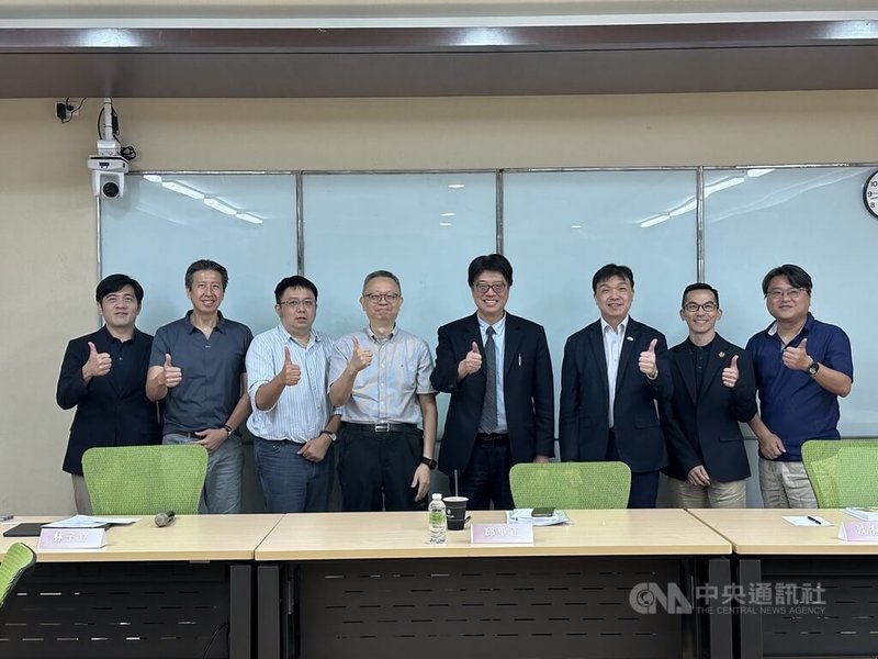 中國境管新規範圍模糊 邱垂正憂台灣民眾赴陸進得去出不來 | 兩岸 | 中央社 CNA 中國境管新規範圍模糊 邱垂正憂台灣民眾赴陸進得去出不來 | 兩岸 | 中央社 CNA