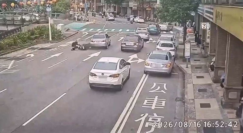 基隆仁一路汽機車相撞　騎士涉毒駕送法辦 | 社會 | 中央社 CNA