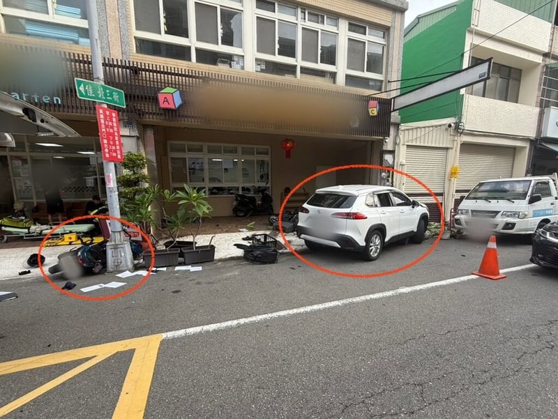 47歲林姓男子民國115年7月間在苗栗竹南毒駕逆向撞死機車騎士還肇事逃逸。苗栗地檢署18日表示，全案偵結起訴，林男因屬10年內再犯毒（酒）駕致人於死，最高可判處無期徒刑。圖為事故現場。（警方提供）中央社記者管瑞平傳真　115年8月18日