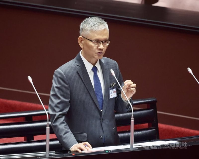 立法院全院委員會18日審查監察院人事同意權案，被提名人現任台灣民主基金會副執行長李光章（圖）於會中說明。中央社記者王飛華攝　115年8月18日