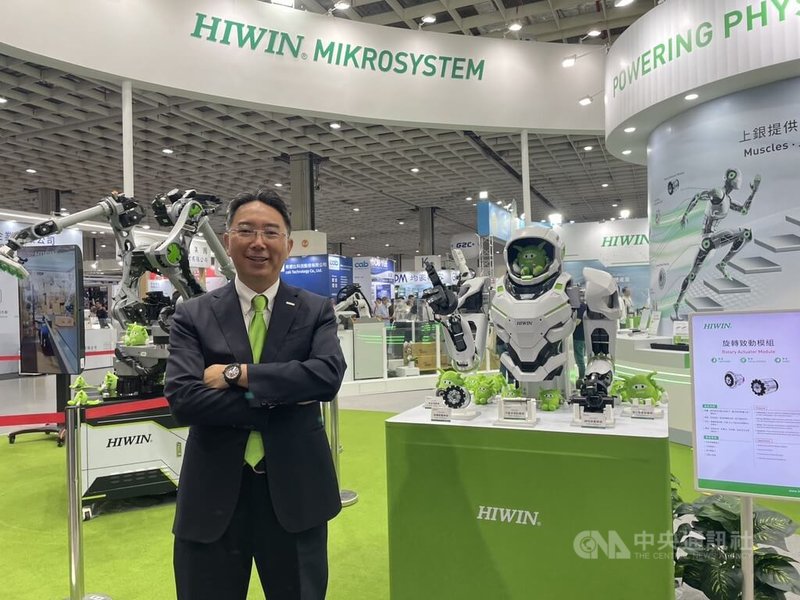 台灣機器人與智慧自動化展19日起登場，上銀展示人形機器人關鍵控制和驅動元件核心方案，圖為上銀董事長卓文恒。中央社記者鍾榮峰攝　115年8月19日