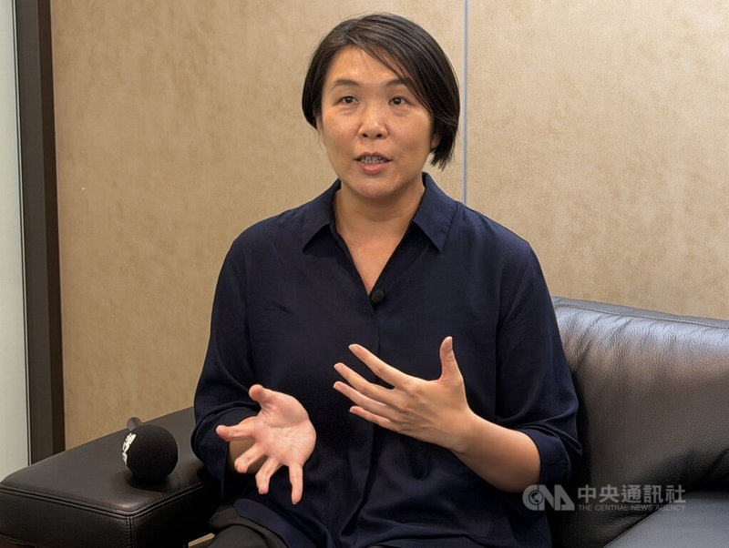 針對光州雙年展基金會逕自將Taiwan Pavilion更名為NTMoFA爭議，台灣館策展人陳湘汶（圖）20日表示，前期與雙年展的溝通其實很正面，很遺憾原本就談好的名稱突然被更改，「我們是希望光州雙年展可以透明地告訴我們審查機制」。中央社記者楊啟芳首爾攝　115年8月20日