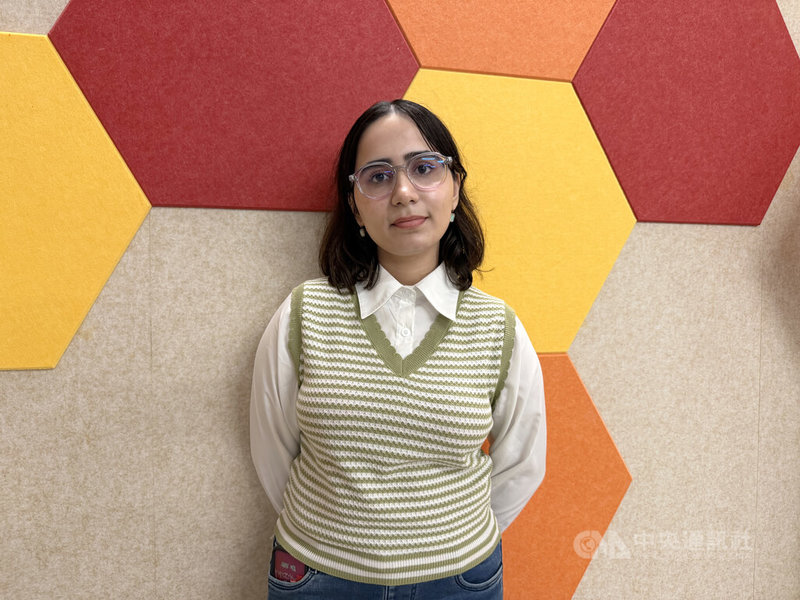 獲教育部台灣獎學金的印度民眾穆爾查達尼（Himanshi Mulchandani）（圖）表示，這個獎學金是專為國際學生設計的獎學金，競爭非常激烈，她會按照申請時的規畫，好好的將研究做出成果。中央社記者李晉緯新德里攝　115年8月21日