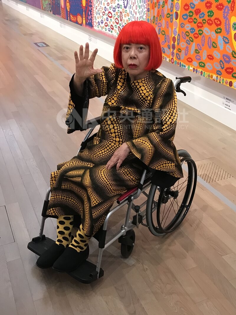 日本藝術家草間彌生日前在東京過世，享壽97歲。（中央社檔案照片）