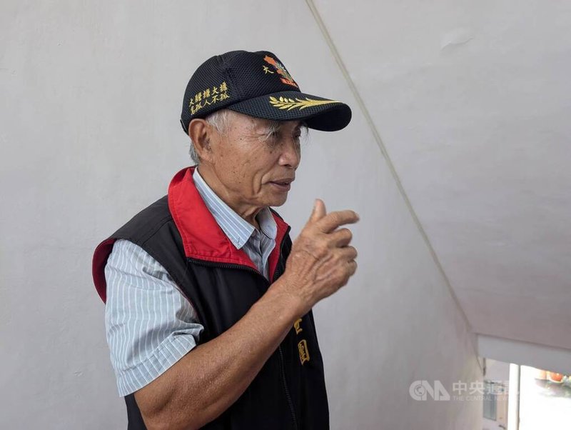 無黨籍金門縣長參選人黃世團（圖）2日正式完成參選登記。他表示，將以「讓金門換個樣子，給家鄉不一樣」作為參選核心主軸，盼重新整理金門已有資源，用不同治理思維重新組合。中央社記者吳玟嶸攝　115年9月2日