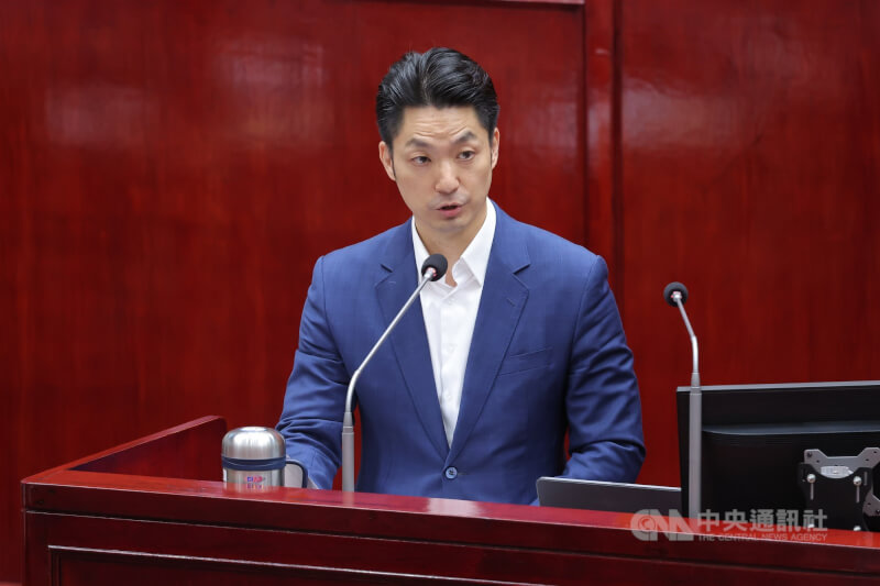 對於血緣關係引發外界討論，台北市長蔣萬安8日回應「不要每次選舉都要討論DNA的事」。（中央社檔案照片）