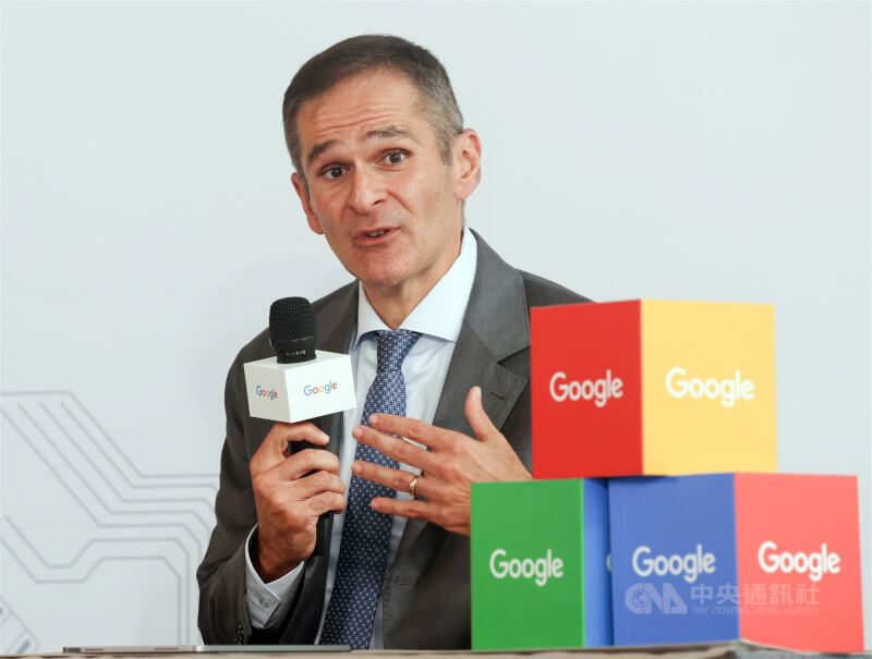 SEMICON Taiwan 2026 2日在台北南港展覽館開幕，Google AI與基礎架構資深副總裁暨首席技術專家瓦達特（Amin Vahdat）發表主題演講，並在會後接受媒體聯訪。中央社記者張新偉攝　115年9月2日