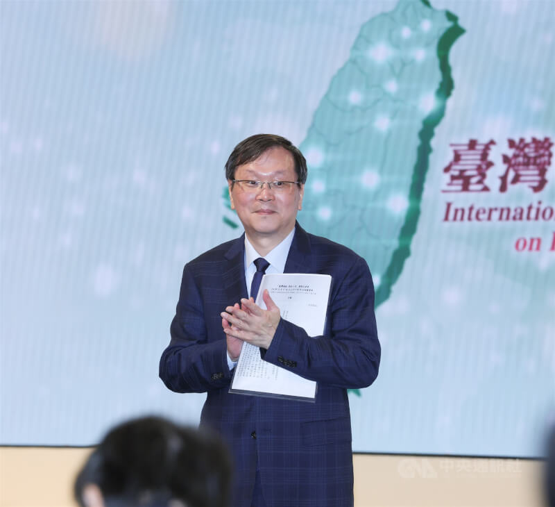 衛福部次長莊人祥2025年12月出席「台灣領航 消除C肝」國際記者會。（中央社檔案照片）