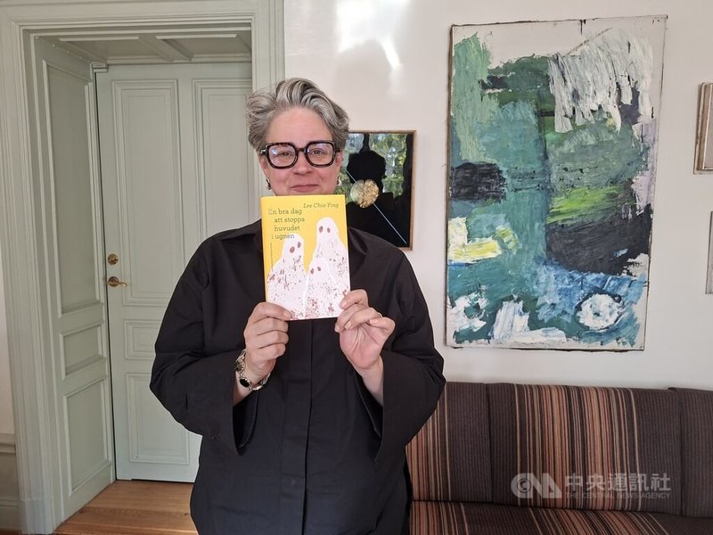 瑞典版出版社Wahlström & Widstrand的編輯索德(Maria Såthe)對中央社表示,「進烤箱的日子」雖然是外國作品卻又非常貼近在地,普世的主題與真實的筆觸讓人產生共感。中央社記者辜泳秝斯德哥爾摩攝 115年9月4日