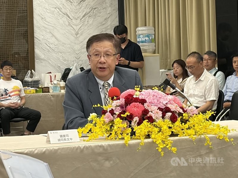 經濟部15日舉辦115年度「公共工程優質獎」獲獎表揚記者會，經濟部國營司長胡文中表示，從查核過的350件工程中選出18件優質工程，其中有7件來自水利署。中央社記者謝怡璇攝　115年9月15日