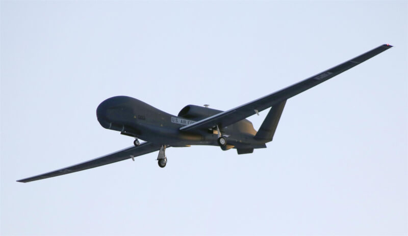 日本自衛隊RQ-4全球鷹大型無人偵察機（共同社）