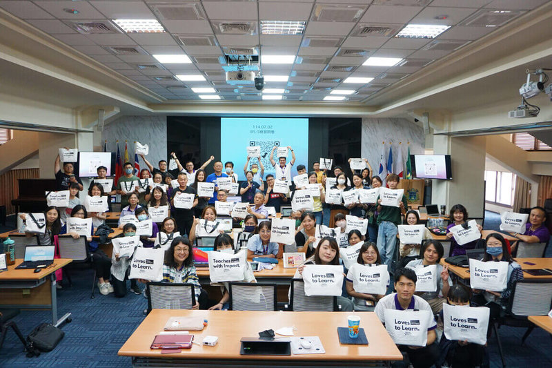 台中葳格國際學校2026年再度榮獲Apple傑出學校認證，校方表示，將持續深化科技與教育的結合，組織數位教學領導團隊，讓教師透過研習共享經驗。（葳格提供）中央社記者郝雪卿傳真  115年9月16日