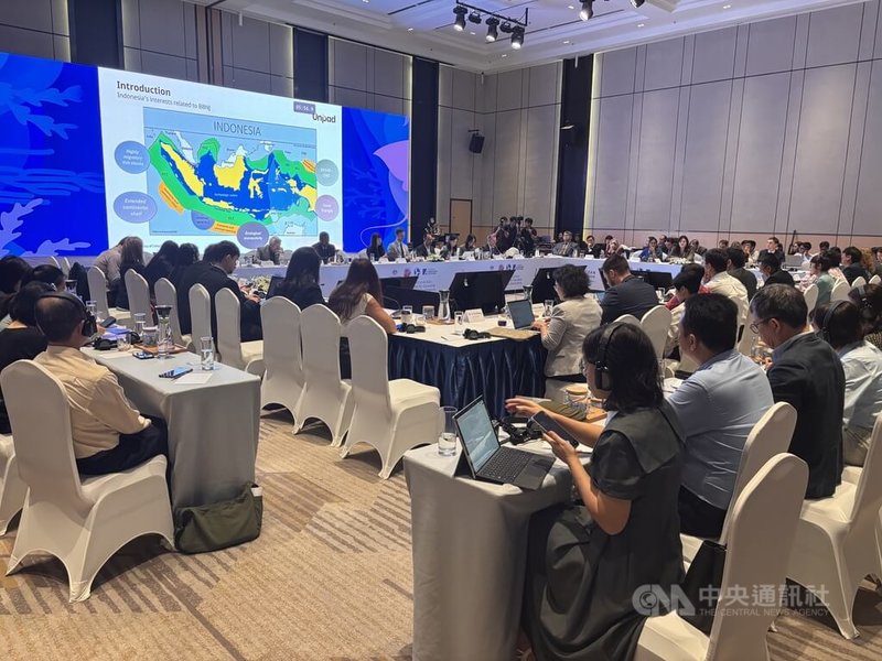 由越南外交學院（DAV）等共同主辦的第15屆海洋對話18日在河內登場。上百位來自世界各國的學者、實務工作者及多國駐越南大使館出席，盼在明年第一屆締約方大會前形成機制上的共識。中央社記者曾婷瑄河內攝115年9月19日