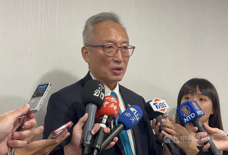 川習會即將登場，外交部次長吳志中（中）24日表示，外交部與駐美代表處持續努力與美國友人溝通，以確保台美利益一致。中央社記者賴于榛攝 115年9月24日