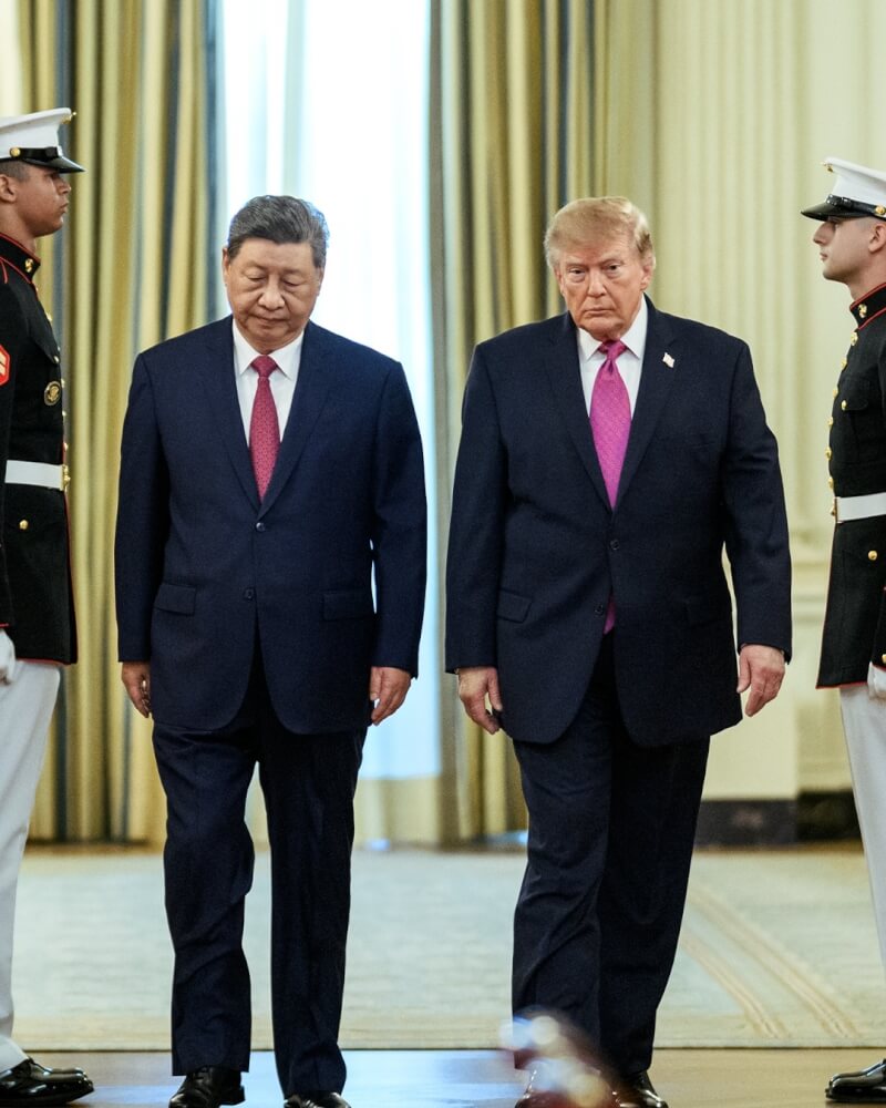 中國國家主席習近平（前左）與美國總統川普（前右）24日在白宮會談，貿易、台灣議題、AI治理及日益升高的美中戰略競爭成這次川習會焦點。（圖取自instagram.com/whitehouse）