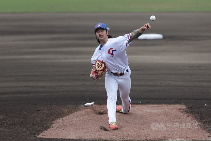 名古屋亞運棒球銅牌戰27日在名古屋舉行，台灣隊與中國隊交手，台灣隊派出旅美左投林昱珉（圖）先發應戰。中央社記者翁睿坤名古屋攝 115年9月27日