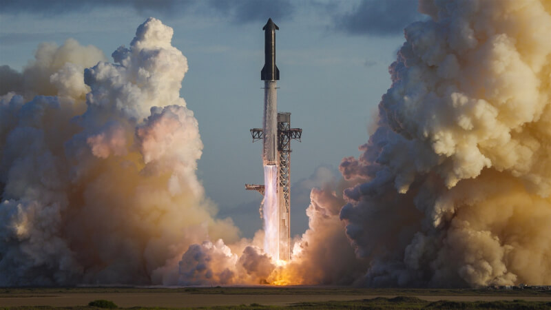 SpaceX�ǽ������  Ϊ��������ؼ�һ��