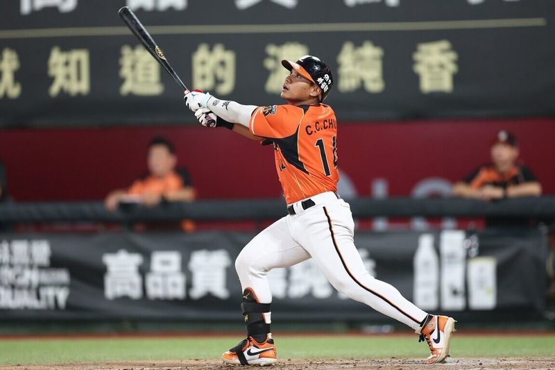 中華職業棒球大聯盟統一7-ELEVEn獅隊1日在台北市天母棒球場對上味全龍隊的保留比賽,獅隊打者邱智呈(圖)9局上敲出高飛犧牲打、助隊超前比數,獅隊終場就4比3勝出。(統一獅隊提供)中央社記者蘇志畬傳真 115年10月1日