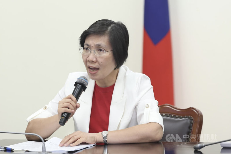 國民黨立委徐巧芯8日上午在立法院舉行「鄭朝方家族黑影幢幢？胞弟鄭朝名公開恐嚇媒體人 要求司法徹查 還新竹安全、人民樂業生活」記者會，國民黨新竹縣長參選人徐欣瑩（圖）要求檢調徹查。中央社記者吳家昇攝　115年10月8日