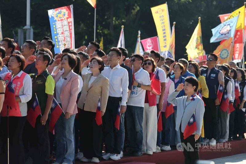 無人機垂掛國旗江啟臣、何欣純聚焦台中無人載具產業| 政治| 中央社CNA