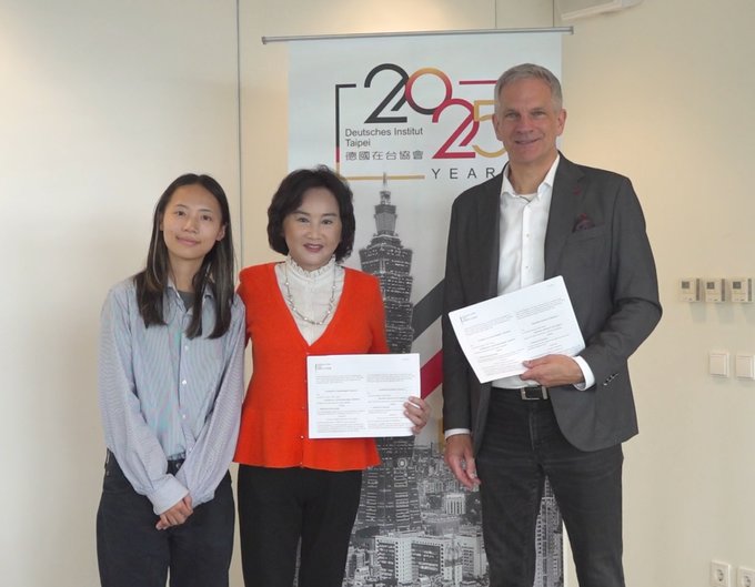 中央社RSF合辦《明日世界》攝影展  德在台協會相挺