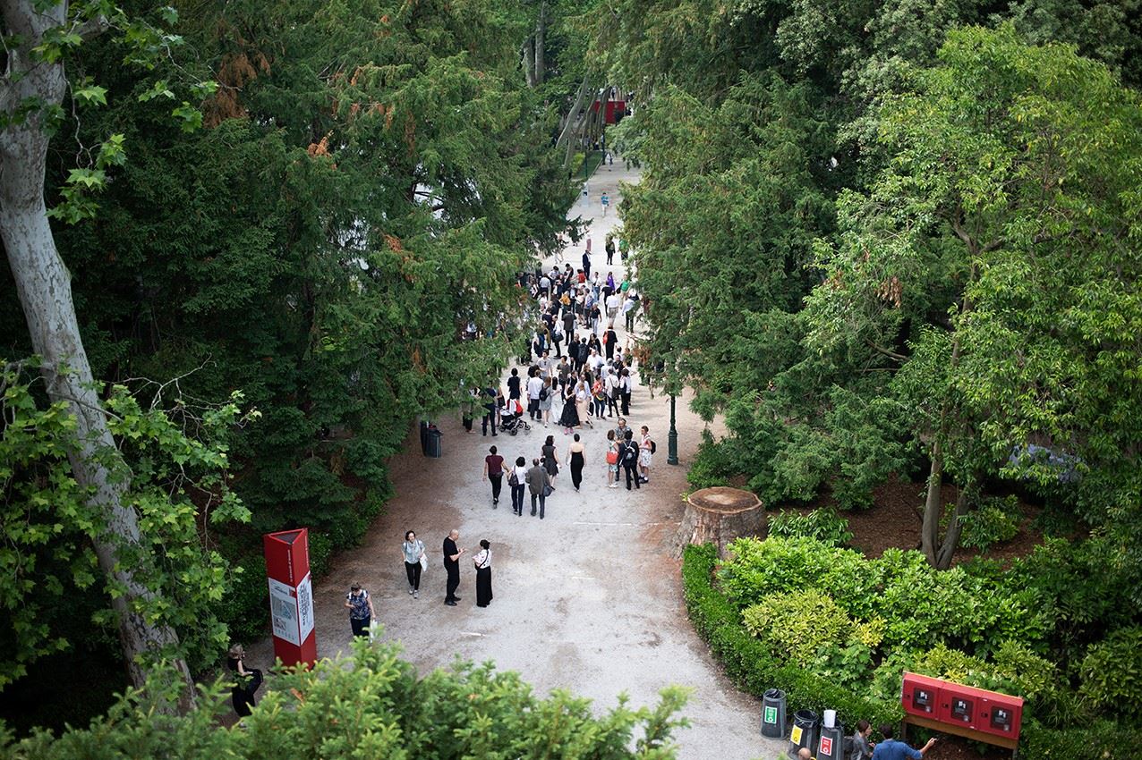 （La Biennale di Venezia提供）