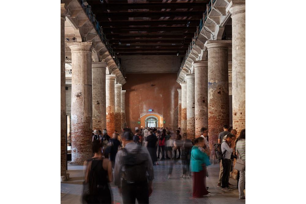 （La Biennale di Venezia提供）