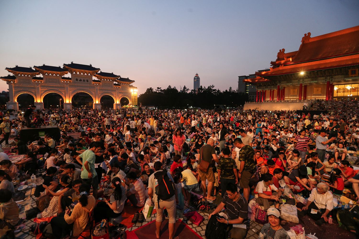 來看雲門戶外公演