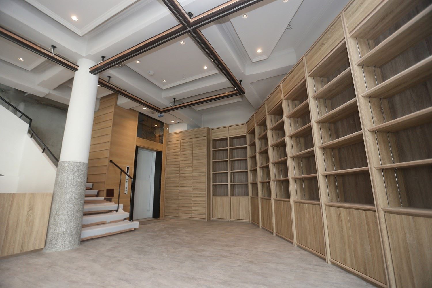 整修中的中央書局（中央社記者徐肇昌攝）