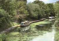 房價居高不下 催生英國另類「水居族」