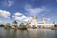 金碧輝煌到水上人家 汶萊的第一印象