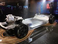 電動車就像智慧手機  鴻海布局造車軟硬兼施