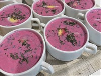 涼著喝的立陶宛粉紅湯  傳統美食也是文化驕傲