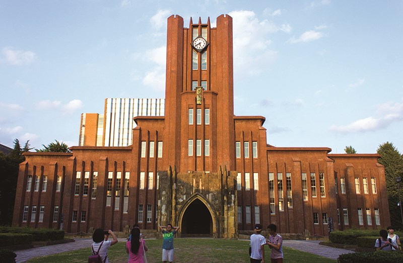 東京大學將在2027年9月新設「UTokyo College of Design」(東京大學設計學院),成立文理融合型新科系已是日本高等教育方針之一。(Carlos_Pascual/Shutterstock.com)