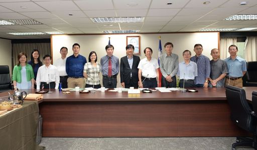 產學技術聯盟合作計畫(產學小聯盟)成果發表會展前記者會合影。