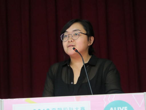 明門實業專案企劃陳又瑜,以「探索孩童自我的設計」為題演講。