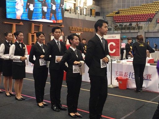 景文科大餐飲管理系派出兩組選手應戰。