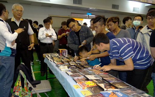 正修百萬好書票選熱絡。